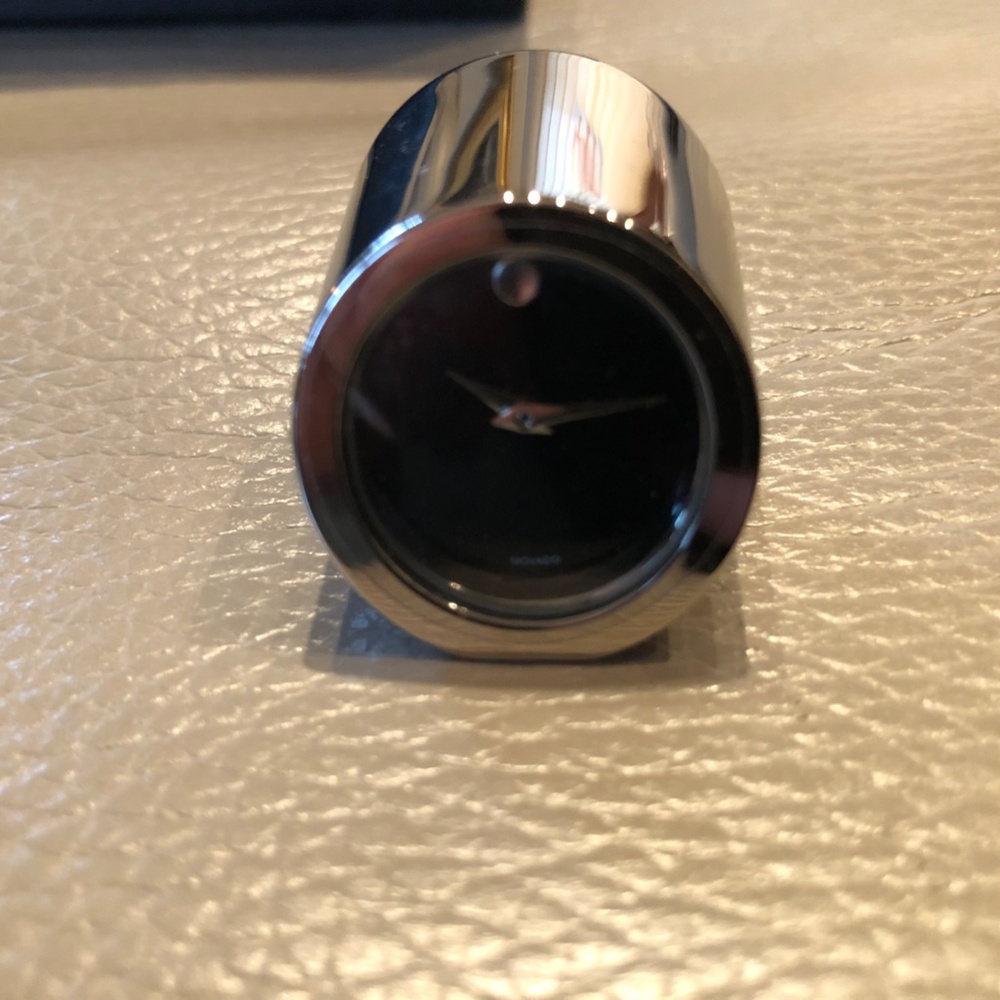 Movado Mini stainless steel desk clock - Picture 4 of 5